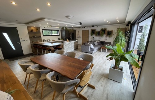 Cuges-les-Pins Villa | Villa L'olivier