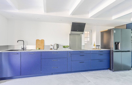 Ventabrun House | Villa la Bergerie by Interhome