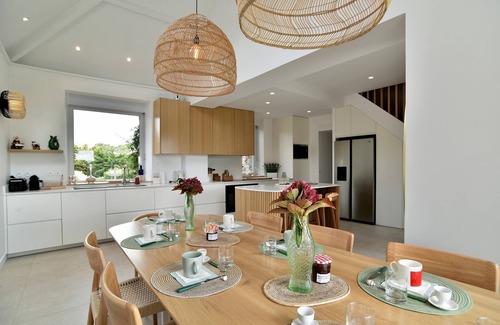 Saint-Cast-le-Guildo House | Villa la Feuillade - Magnifique Maison Vue Mer