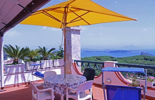 Fiaiano Apartment | Villa La Favola with sea View