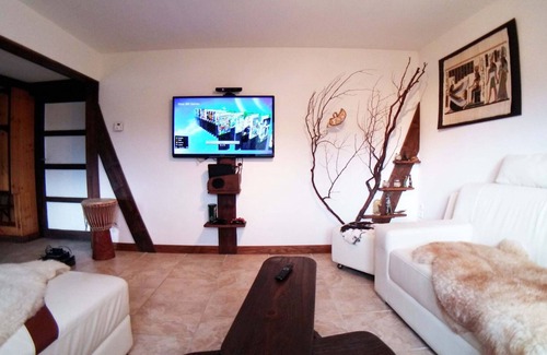 Travexin Villa | Villa 'La Ferme Des Côtes' with Private Terrace, Private Garden and Wi-Fi