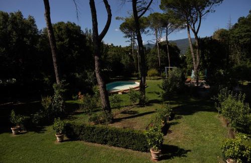 Subbiano Bed & Breakfast | Villa la Ginestra - Charming Country Rooms