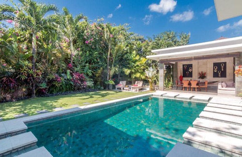 Nakula Villa | Villa LA