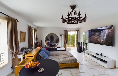 Plan-de-la-Tour Villa | Villa la Lanterne pool, jacuzzi, bocce ball and stunning mountain views