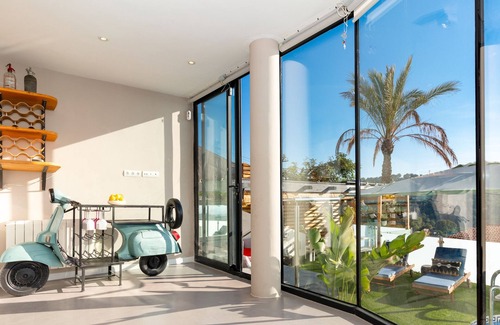 Quint Mar Villa | Villa La Palmera with Stunning Sunsets and private pool, A/c, gym, children's play area