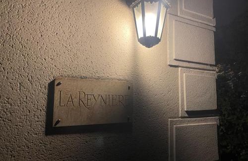 Villemomble Villa | Villa La Reyniere