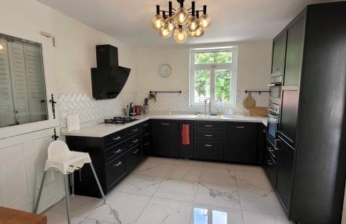 Villemomble Villa | Villa La Reyniere