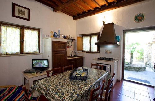 Gavorrano House | Villa la Sugherella Tuscany sea, swimming pools spa family golf horse gym kneipp