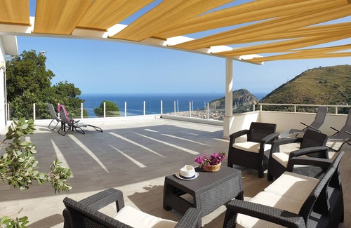 Cefalu Villa | Villa la Vista - up to 10 pax