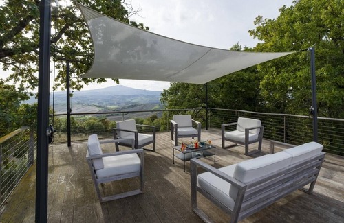 Sarteano Villa | Villa Lacus - Private Tuscan villa with pool