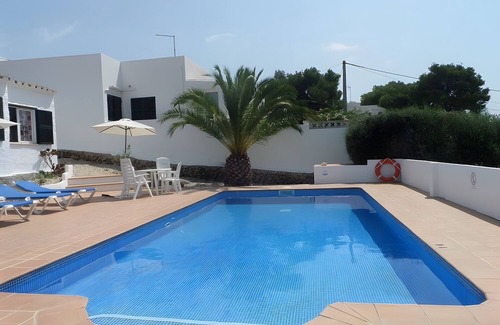 Cala en Porter Villa | Villa 'Las Amapolas' with Private Pool, Wi-Fi and Air Conditioning