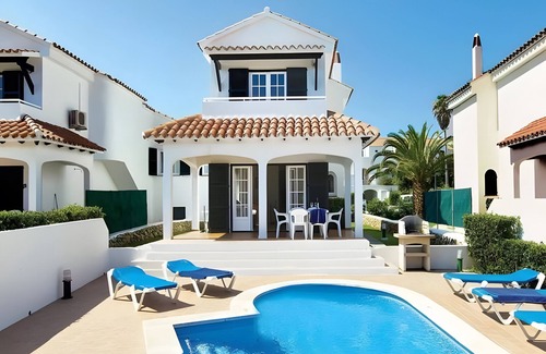 Arenal d'en Castell Villa | Villa 'Las Marinas 2 Vistas Al Mar' with Sea View, Wi-Fi and Air Conditioning