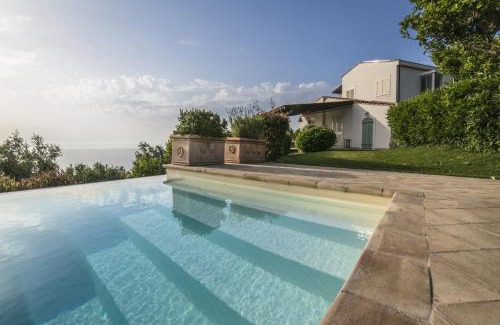 Catute Villa | Villa Laura