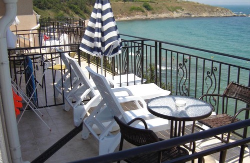 Chernomorets House | Villa Lazuren Bryag 2