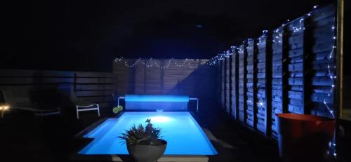Saint-Joseph Villa | Villa Le Cyprès classée 4 Etoiles billard, piscine et jacuzzi