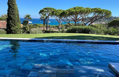 La Nartelle Villa | Villa 'Le Gabian' with Sea View, Wi-Fi and Air Conditioning