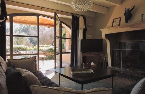 Carces Villa | Villa Le Hameau