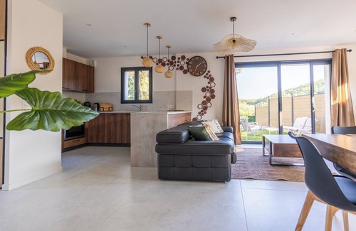 Figanieres House | Villa le Jas de Bali - 4 bedrooms - Swimming pool and private parking