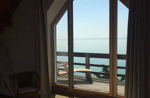 Champeaux Villa | Villa "Le Roc" des falaises, panoramic view, facing the bay of Mt St Michel