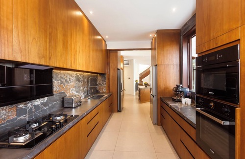 Petitenget Villa | Villa Lenu