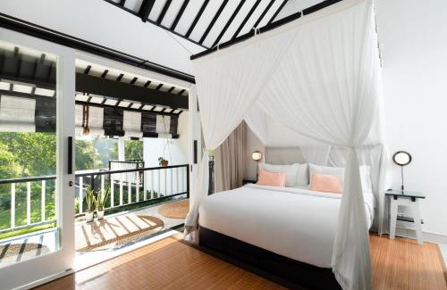 Lodtunduh Villa | Villa Lepak by the River in Ubud