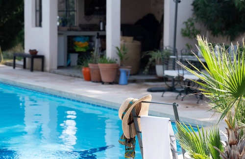 Tanneron Villa | Villa Les Margoutons – Family-friendly villa with heated private pool, sea view and large garden near Cannes