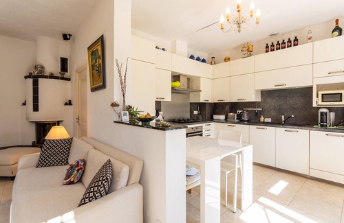 Cap-d'Antibes Villa | VILLA LES ONDES VI4120 by RIVIERA HOLIDAY HOMES