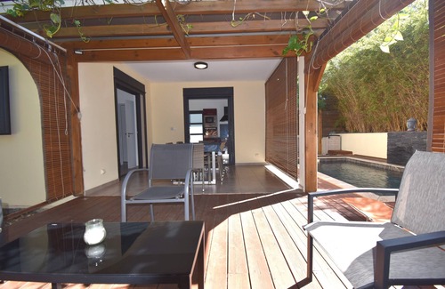 La Saline Les Bains Villa | 🧡 Villa Les Porcelaines, modern and cozy at 5 'from Saline les Bains lagoon