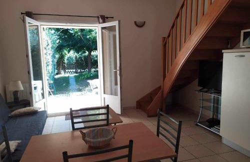 Pineto House | Villa les pieds dans l'eau