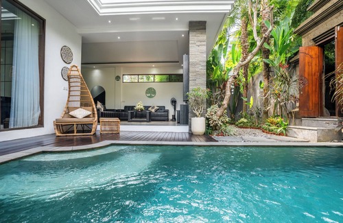 Sunset Road Villa | Villa Liamax (By JB Villas)