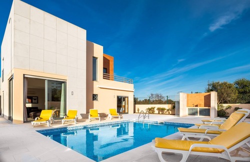 Santa Eulalia Villa | Villa Lidia Oura Beach with private Swimmingpool