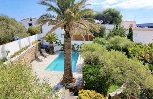 Cadaques Villa | Villa like an oasis with Mediterranean garden and heated pool in Cadaqués