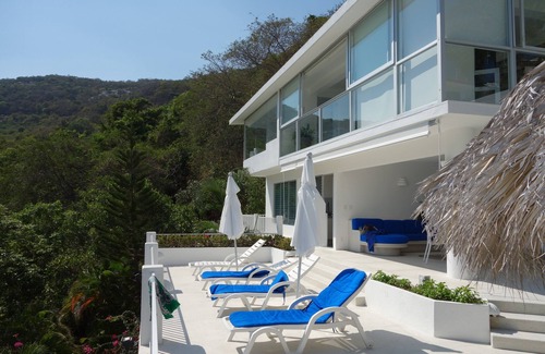 Pichilingue House | Villa Lilly in Acapulco
