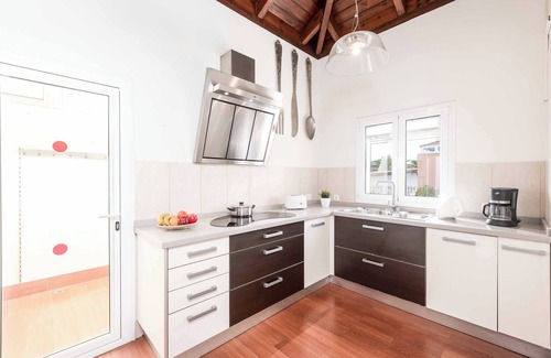 Corralejo Villa | Villa Linda Mar - Three Bedroom Villa, Sleeps 6