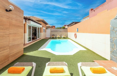 Corralejo Villa | Villa Linda Mar - Three Bedroom Villa, Sleeps 6