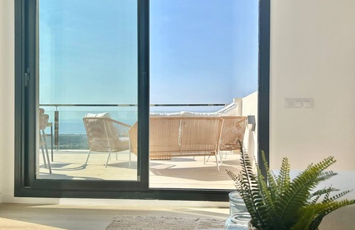 Cunit Villa | Villa Liria Mediterranean charm swimming pool and spectacular views