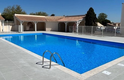 Portiragnes-Plage House | Villa located in secured residence "Les Marines", terrace south exposed, the beach is just 250m.