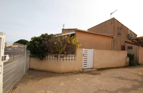 Portiragnes-Plage House | Villa located LES SENTOLINES for 4 to 6 persons only 200m from the sea PORTIRAGNES PLAGE
