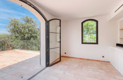 La Croix-Valmer Villa | Villa lou Massacan, walking distance to the beach