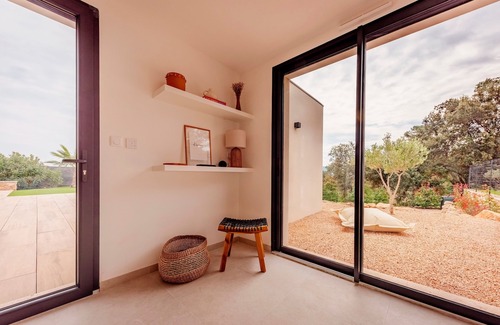 Montfort-sur-Argens Villa | Villa Loura - Villa contemporaine avec piscine