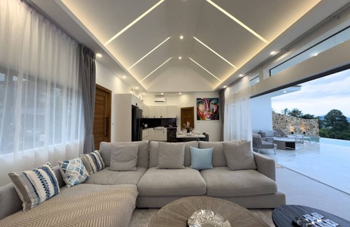Lamai House | Villa Lulu–Chic 2BR Seaview Retreat w/Private Pool