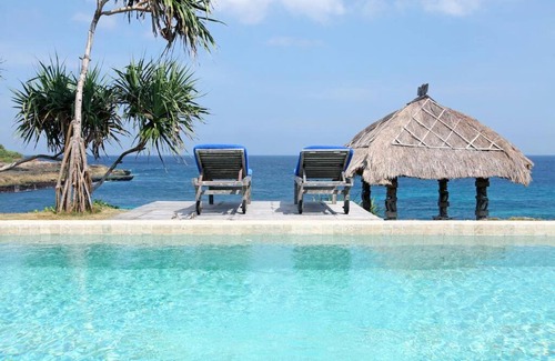 Mushroom Bay Villa | Villa Lumba Lumba - Oceanfront & Spectacular View!