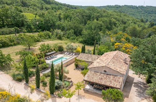 Apt Villa | Villa Lumière des Cerisiers – Luxury villa in the Luberon with heated pool