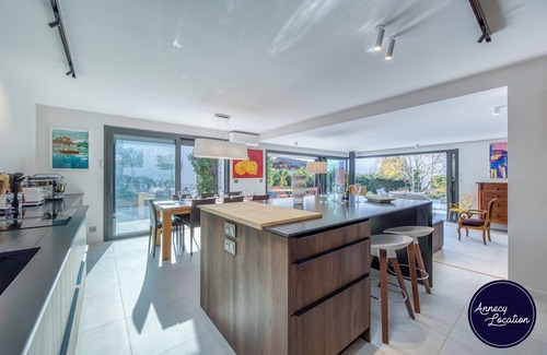 Veyrier-du-Lac Villa | Villa Luminosa – Piscine et Vue sur le Lac