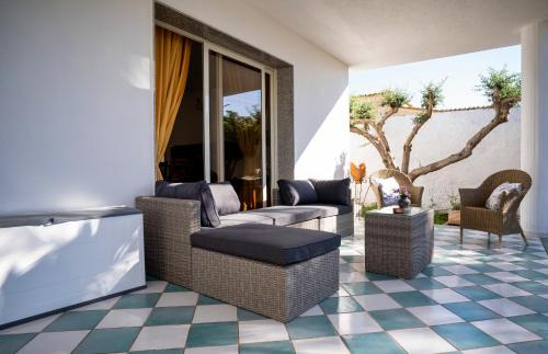 Mazara del Vallo Villa | Villa Luxe Heated hydromassage mini-pool WI-FI P-Privato AC Garden Patio BBQ Near the Sea