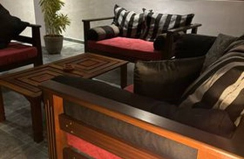 Ambalangoda Villa | Villa Luxury Virginia With Pool and garden