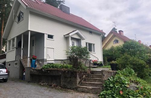 Valkeakoski House | Villa Mäntyrinne