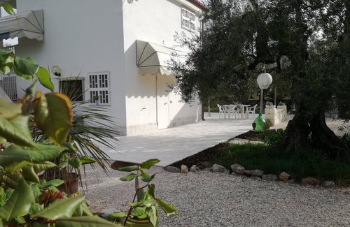 Trani Villa | Villa Méditerranée with parking space