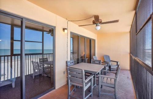 Madeira Beach House | Villa Madeira 305