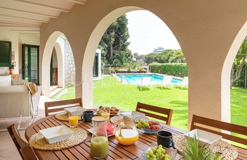 Passeig Maritim House | Villa Mahe by Utopia Villas